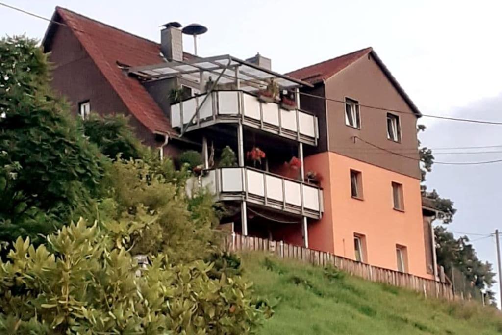 Schoene Und Ruhige Ferienwohnung In Ottendorf Sebnitz Bagian luar foto