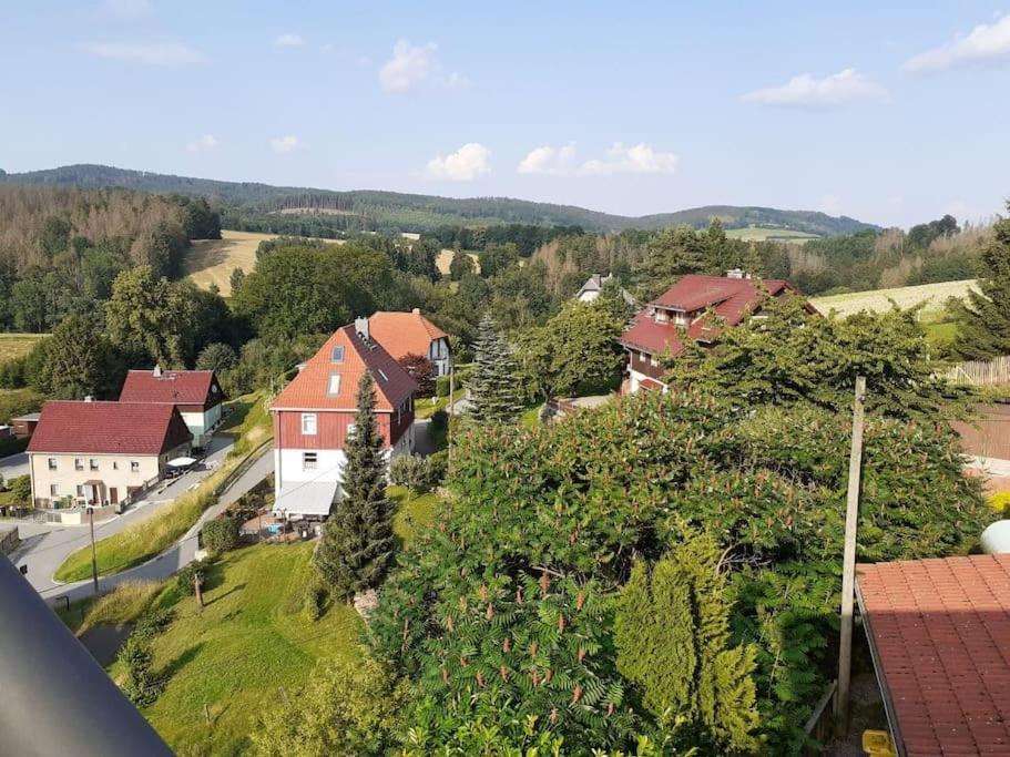 Schoene Und Ruhige Ferienwohnung In Ottendorf Sebnitz Bagian luar foto